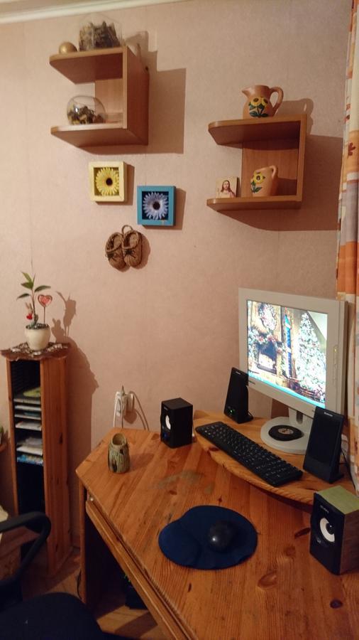 Comfortable Isolated Turnkey Room Near The Subway And The International Exhibition Center Kiev Ngoại thất bức ảnh